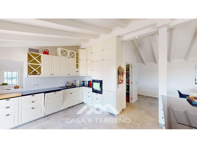 4 soverom Villa til salgs i Benajarafe, Vélez-Málaga med svømmebasseng garasje - € 948 000 (Ref: 10151235)