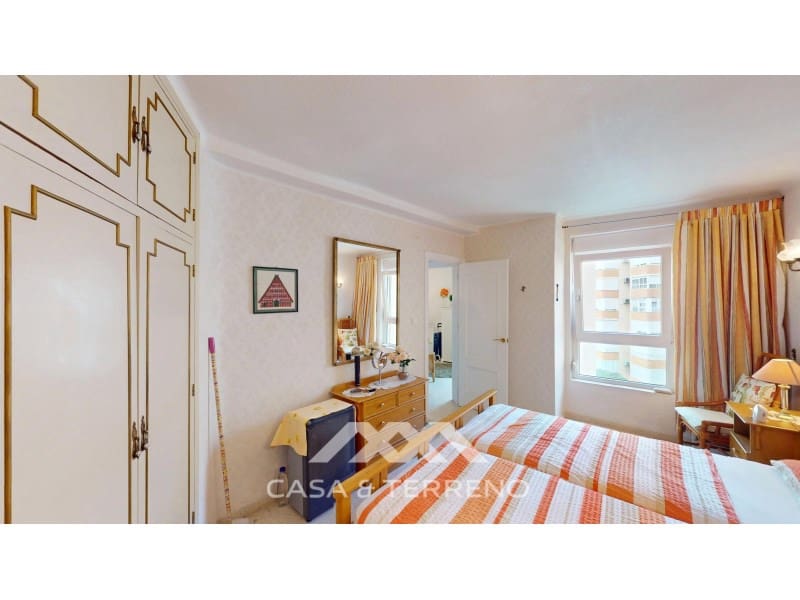 2 makuuhuone Asunto myytävänä paikassa Algarrobo Costa mukana uima-altaan - 338 000 € (Ref: 10154954)