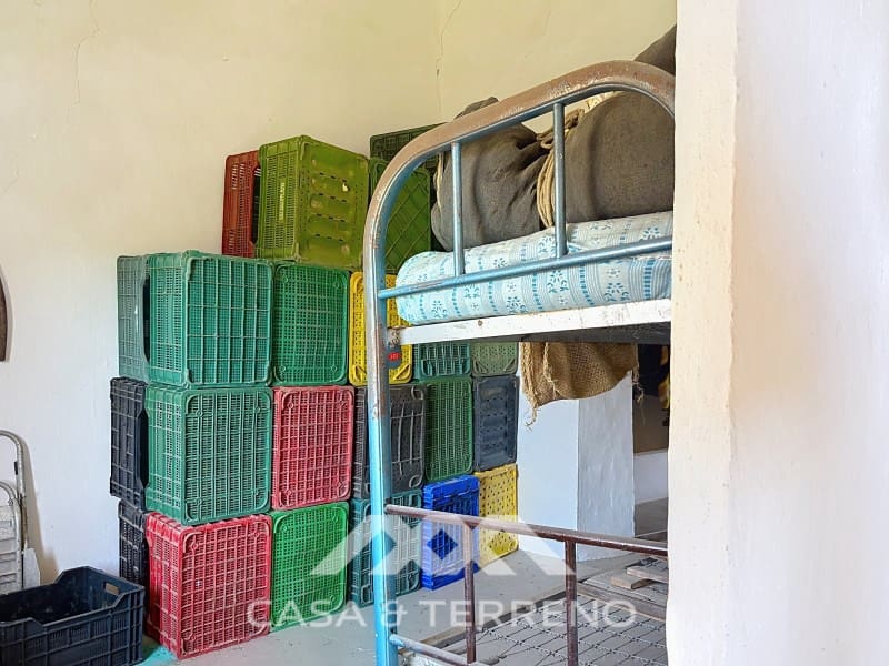 3 bedroom Finca/Country House for sale in Competa with garage - € 80,000 (Ref: 10166392)