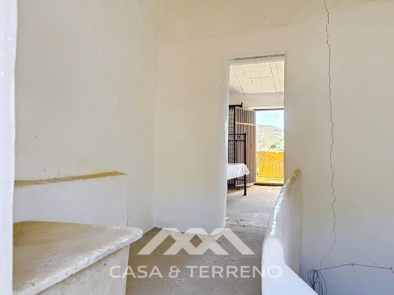 3 bedroom Finca/Country House for sale in Competa with garage - € 80,000 (Ref: 10166392)