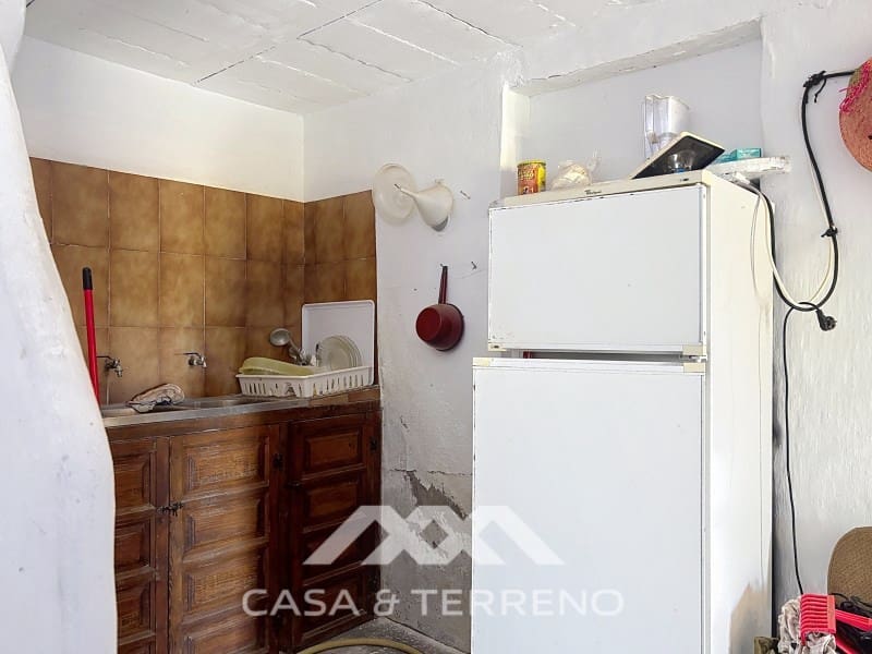 3 bedroom Finca/Country House for sale in Competa with garage - € 80,000 (Ref: 10166392)