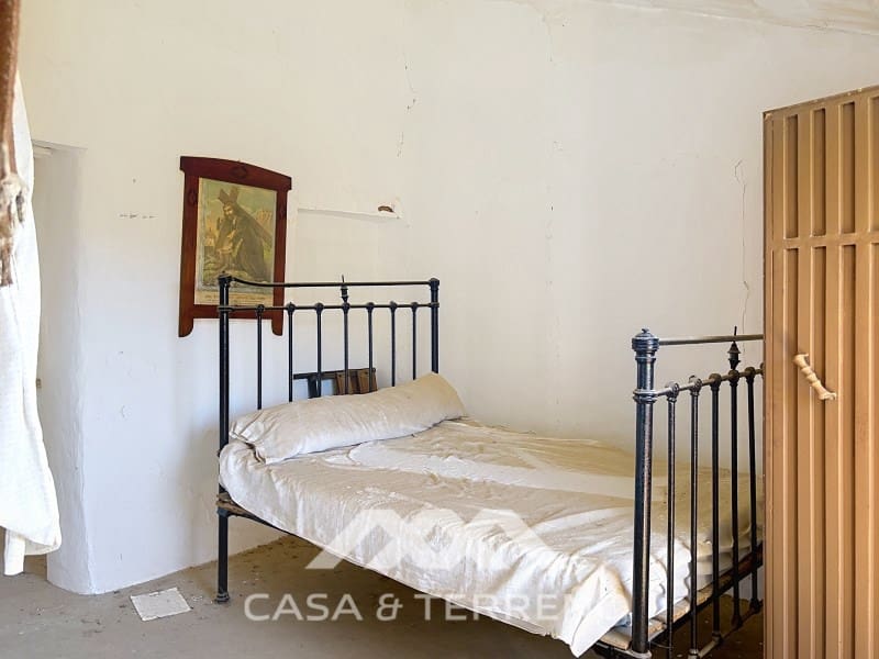 3 bedroom Finca/Country House for sale in Competa with garage - € 80,000 (Ref: 10166392)