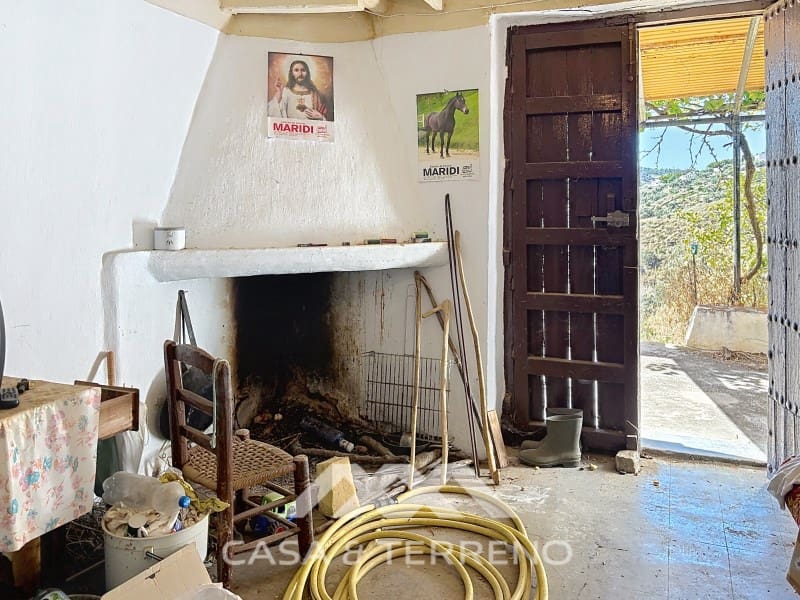 3 bedroom Finca/Country House for sale in Competa with garage - € 80,000 (Ref: 10166392)