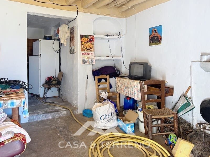 3 bedroom Finca/Country House for sale in Competa with garage - € 80,000 (Ref: 10166392)