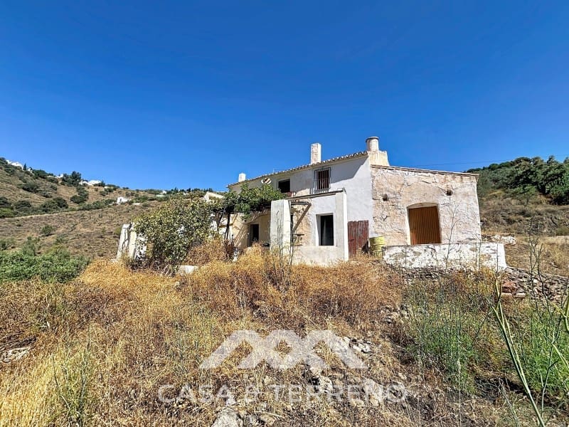 3 bedroom Finca/Country House for sale in Competa with garage - € 80,000 (Ref: 10166392)