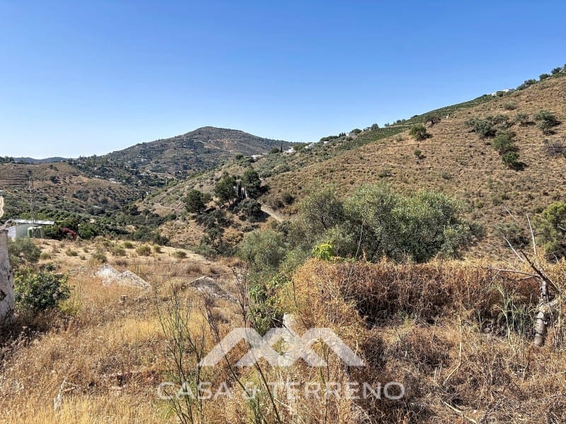 3 bedroom Finca/Country House for sale in Competa with garage - € 80,000 (Ref: 10166392)