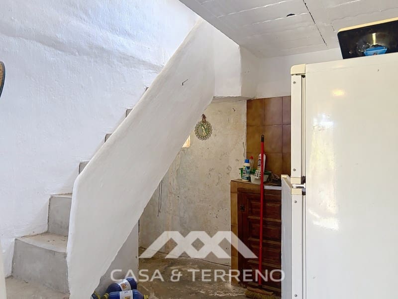 3 bedroom Finca/Country House for sale in Competa with garage - € 80,000 (Ref: 10166392)
