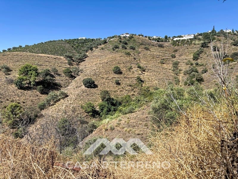 3 bedroom Finca/Country House for sale in Competa with garage - € 80,000 (Ref: 10166392)