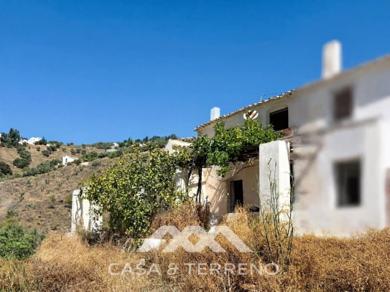 3 bedroom Finca/Country House for sale in Competa with garage - € 80,000 (Ref: 10166392)
