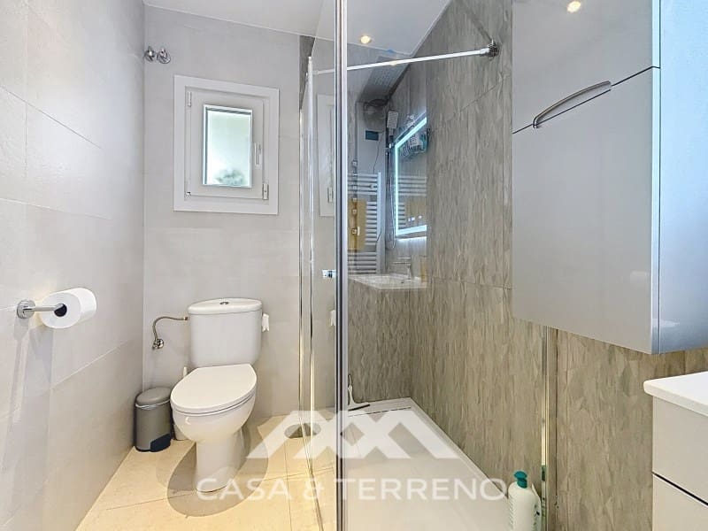 5 soverom Villa til salgs i Arenas med svømmebasseng - € 730 000 (Ref: 10173528)