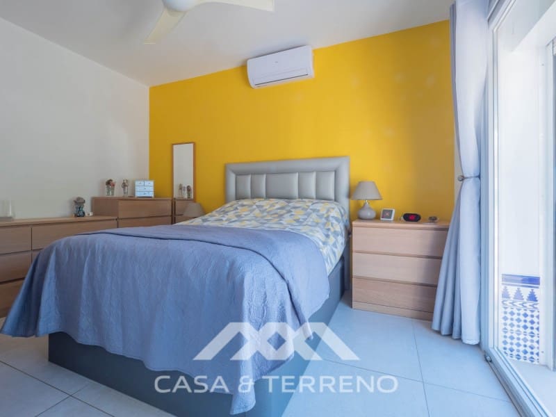5 soverom Villa til salgs i Arenas med svømmebasseng - € 730 000 (Ref: 10173528)