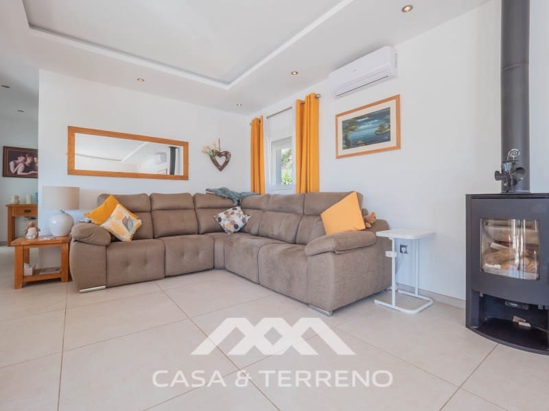 5 soverom Villa til salgs i Arenas med svømmebasseng - € 730 000 (Ref: 10173528)