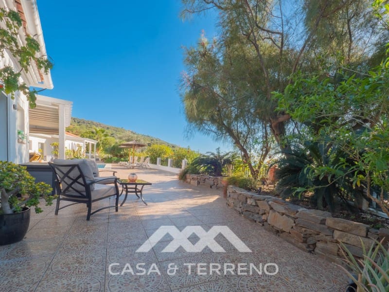 5 soverom Villa til salgs i Arenas med svømmebasseng - € 730 000 (Ref: 10173528)