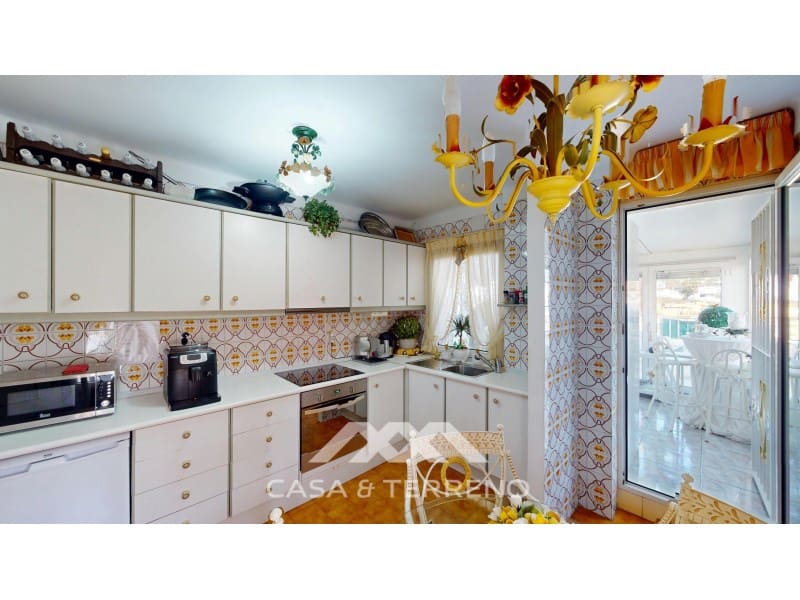 3 bedroom Apartment for sale in Torre del Mar with pool garage - € 545,000 (Ref: 10186798)