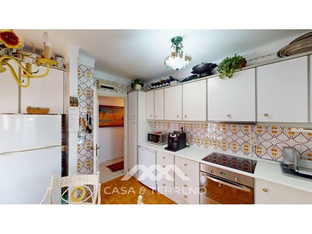 3 bedroom Apartment for sale in Torre del Mar, Vélez-Málaga with pool garage - € 545,000 (Ref: 10186798)