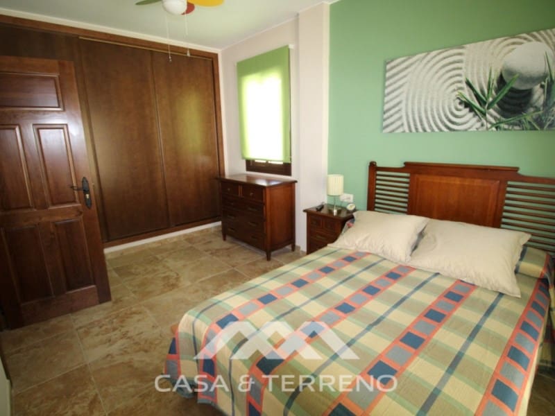 3 soveværelse Semi-Rækkehus til salg i Salares - € 212.100 (Ref: 4454055)