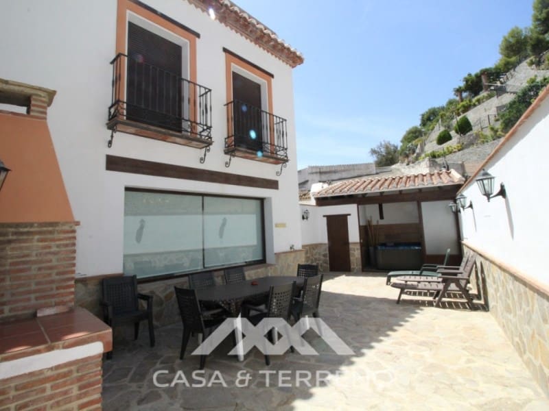 3 Zimmer Villa zu verkaufen in Salares - 212.100 € (Ref: 4454055)