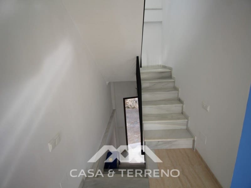 8 soveværelse Villa til salg i Algarrobo - € 446.000 (Ref: 4454094)