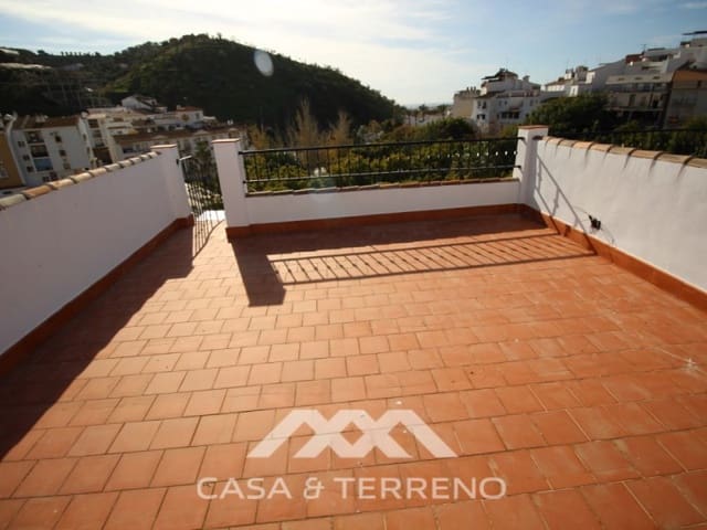 8 soveværelse Villa til salg i Algarrobo - € 446.000 (Ref: 4454094)