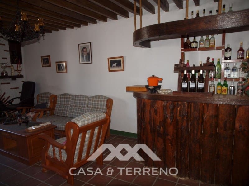 10 soveværelse Villa til salg i Almayate - € 3.500.000 (Ref: 4454128)