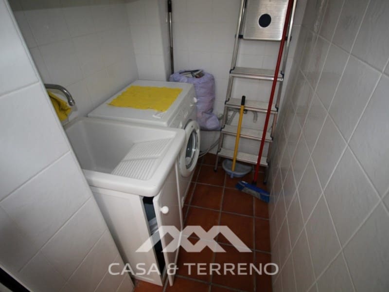 4 bedroom Villa for sale in Archez - € 270,000 (Ref: 4454206)