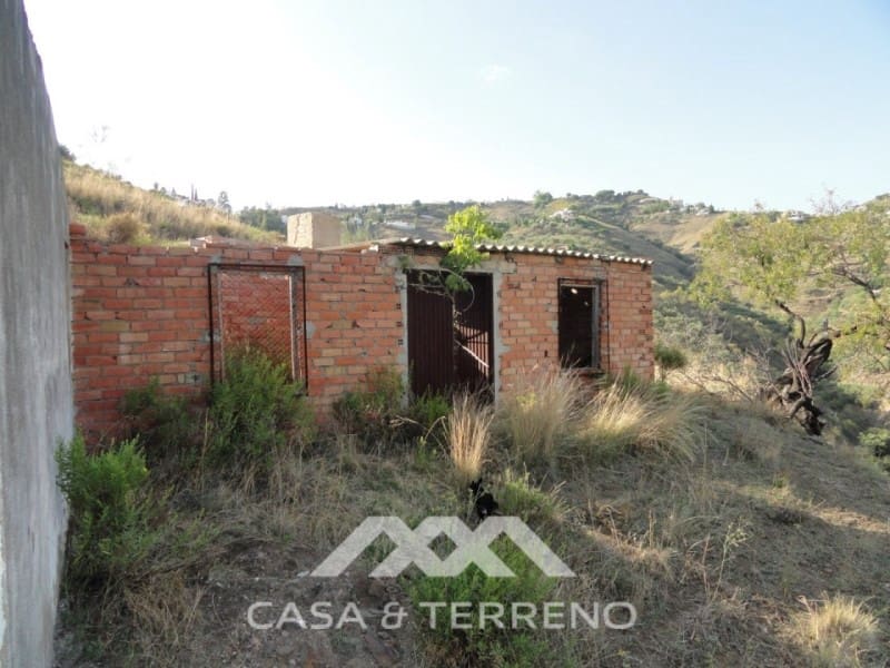 Finca/Landhuis te koop in Competa - € 270.000 (Ref: 4454290)