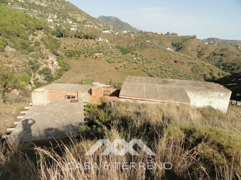 Finca/Landhuis te koop in Competa - € 270.000 (Ref: 4454290)