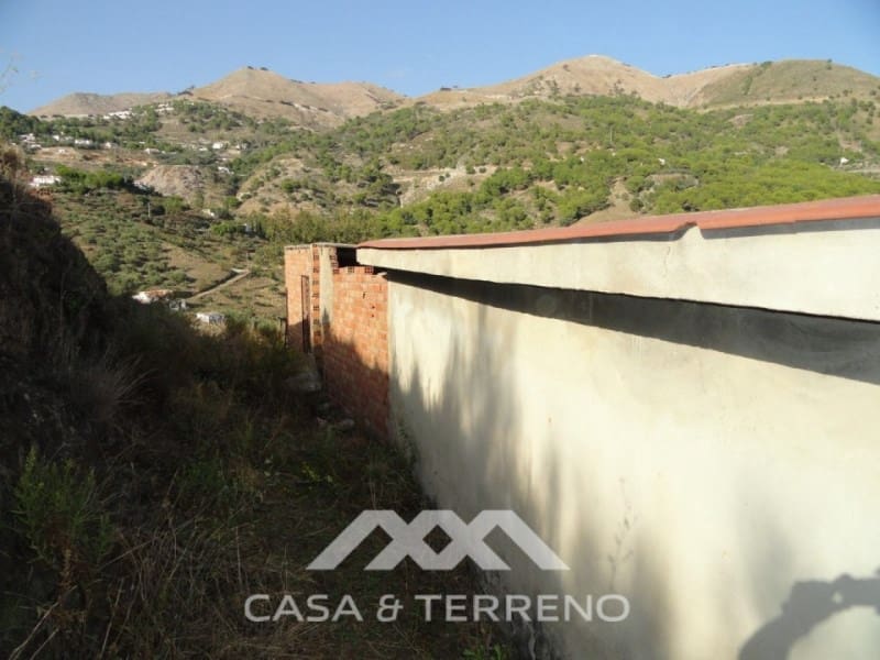 Finca/Landhuis te koop in Competa - € 270.000 (Ref: 4454290)