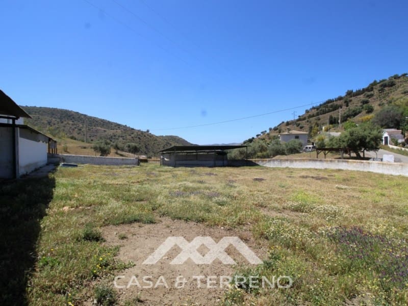 3 soverom Finca/Herregård til salgs i Canillas de Aceituno med svømmebasseng garasje - € 420 000 (Ref: 4603880)