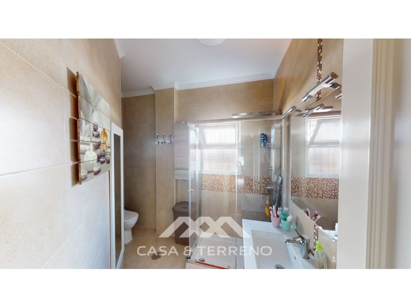 5 quarto Moradia para venda em Velez-Malaga com piscina garagem - 630 000 € (Ref: 4760536)