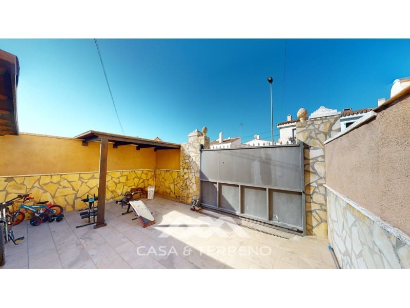 5 quarto Moradia para venda em Velez-Malaga com piscina garagem - 630 000 € (Ref: 4760536)