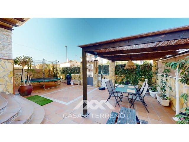 5 camera da letto Villa in vendita in Vélez-Málaga con piscina garage - 630.000 € (Rif: 4760536)