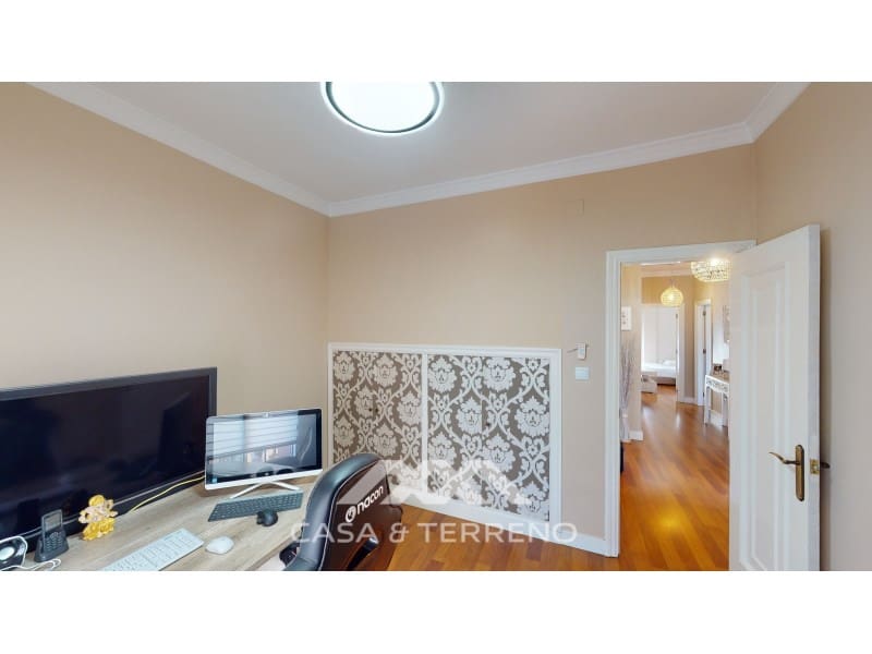 5 quarto Moradia para venda em Velez-Malaga com piscina garagem - 630 000 € (Ref: 4760536)