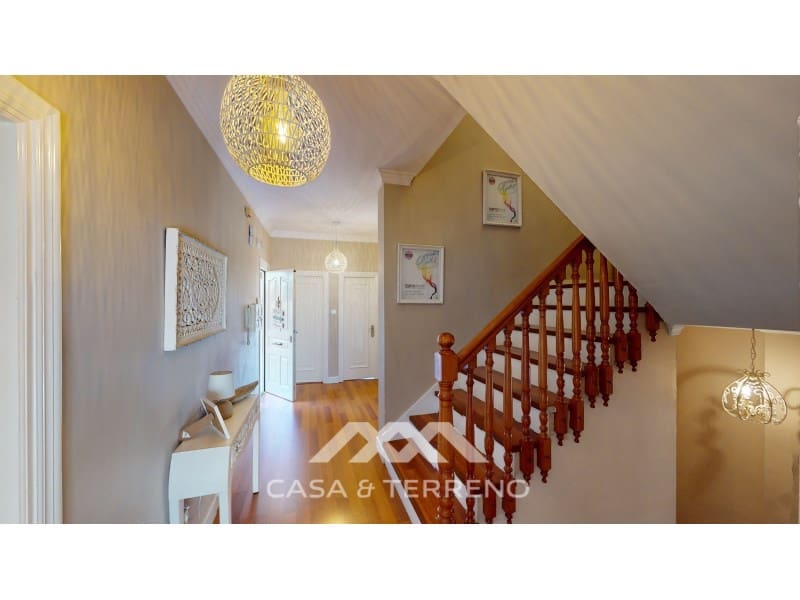 5 quarto Moradia para venda em Velez-Malaga com piscina garagem - 630 000 € (Ref: 4760536)