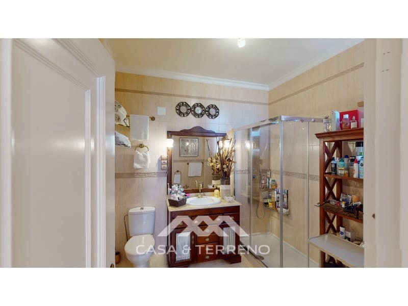 5 quarto Moradia para venda em Velez-Malaga com piscina garagem - 630 000 € (Ref: 4760536)