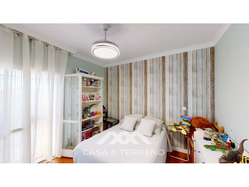 5 quarto Moradia para venda em Velez-Malaga com piscina garagem - 630 000 € (Ref: 4760536)