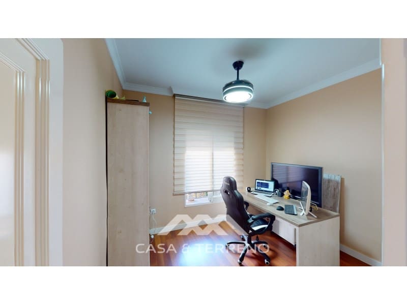 5 quarto Moradia para venda em Velez-Malaga com piscina garagem - 630 000 € (Ref: 4760536)