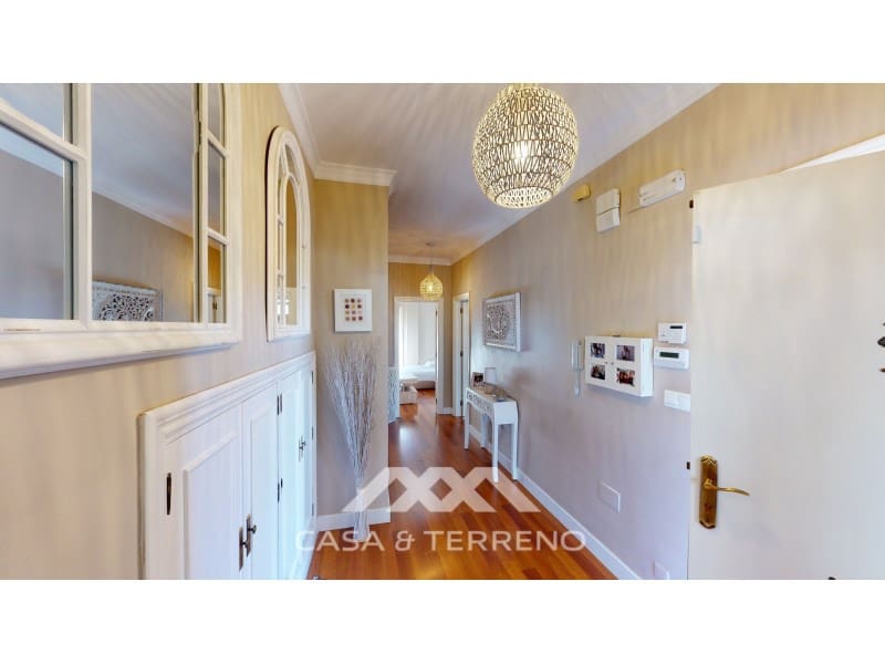 5 quarto Moradia para venda em Velez-Malaga com piscina garagem - 630 000 € (Ref: 4760536)