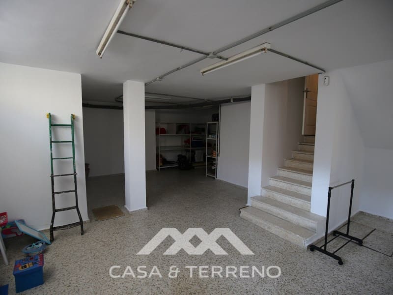 5 quarto Moradia para venda em Velez-Malaga com piscina garagem - 630 000 € (Ref: 4760536)