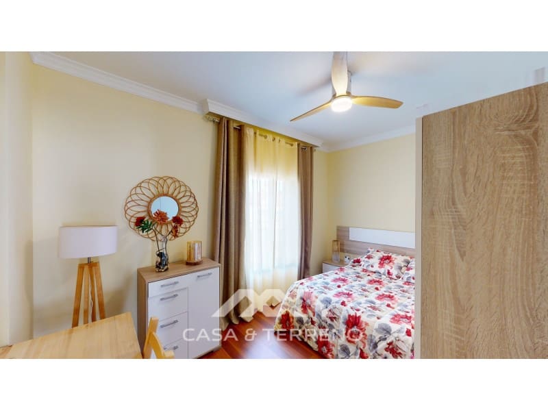 5 quarto Moradia para venda em Velez-Malaga com piscina garagem - 630 000 € (Ref: 4760536)