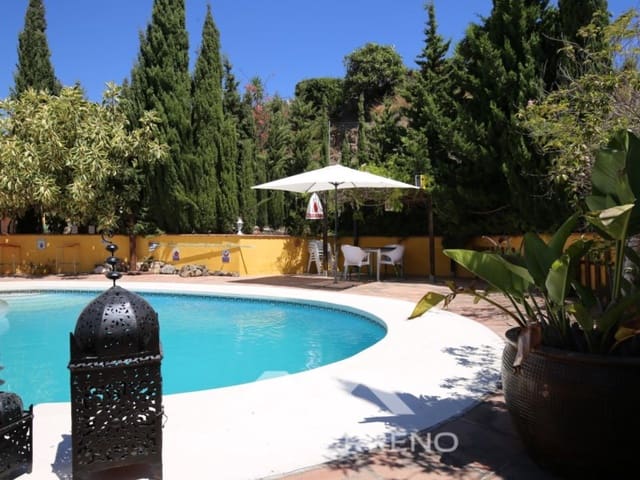 3 soveværelse Villa til salg i Torrox Pueblo, Torrox med swimmingpool garage - € 850.000 (Ref: 4835476)