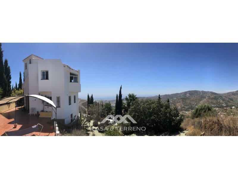 3 chambre Villa/Maison à vendre à Torrox avec piscine garage - 850 000 € (Ref: 4835476)