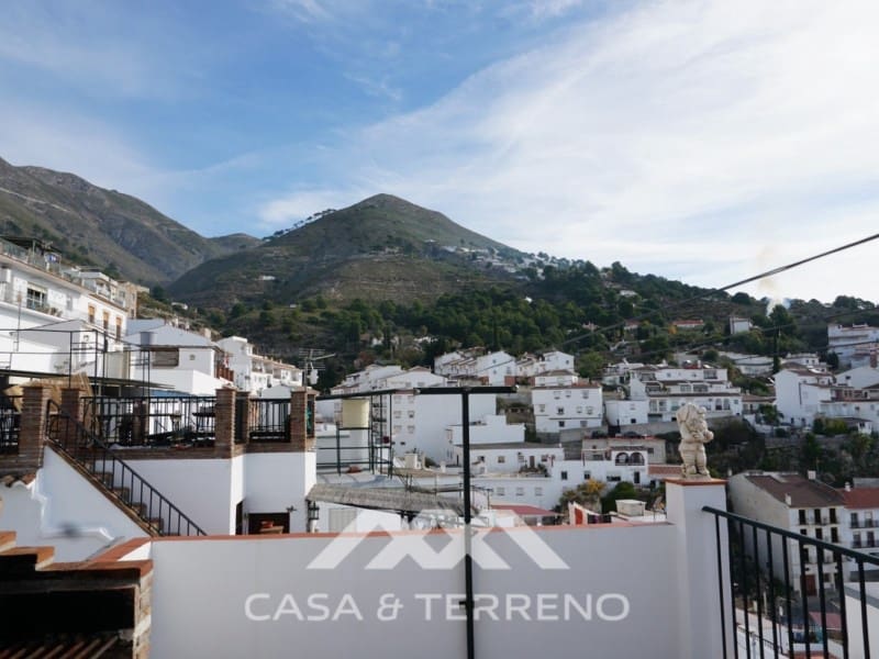 4 soveværelse Semi-Rækkehus til salg i Competa - € 191.000 (Ref: 5013791)