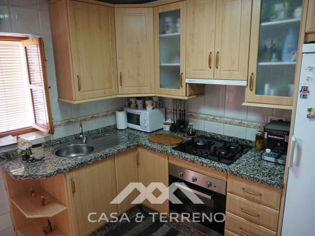 4 soveværelse Semi-Rækkehus til salg i Cómpeta - € 191.000 (Ref: 5013791)