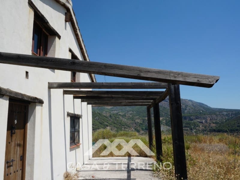 3 soveværelse Finca/Landehus til salg i Yunquera - € 280.000 (Ref: 5467039)