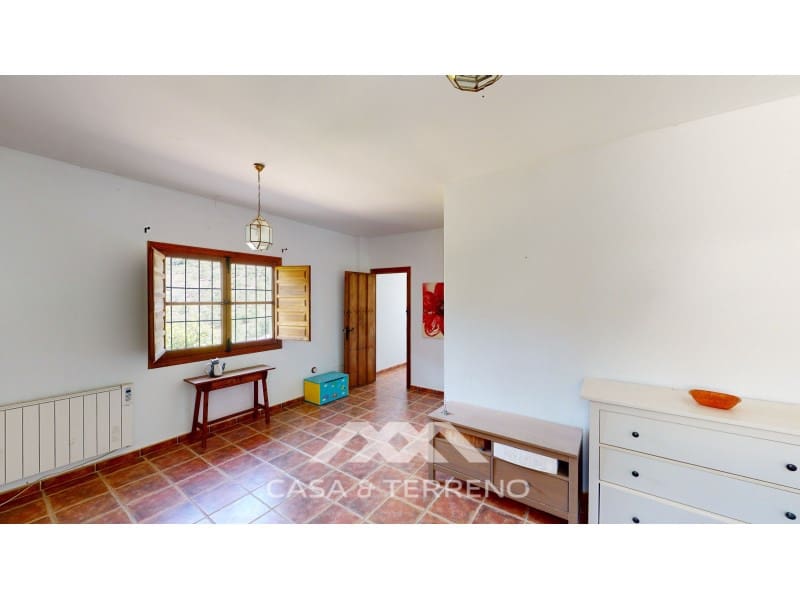 5 soveværelse Villa til salg i Sedella med swimmingpool garage - € 398.000 (Ref: 5669148)