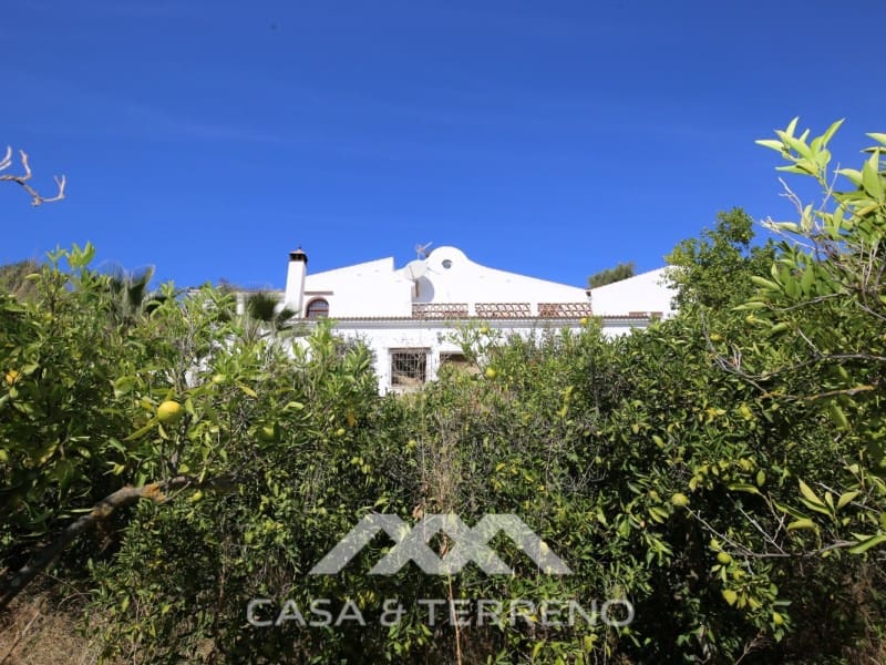 5 soveværelse Villa til salg i Sedella med swimmingpool garage - € 398.000 (Ref: 5669148)