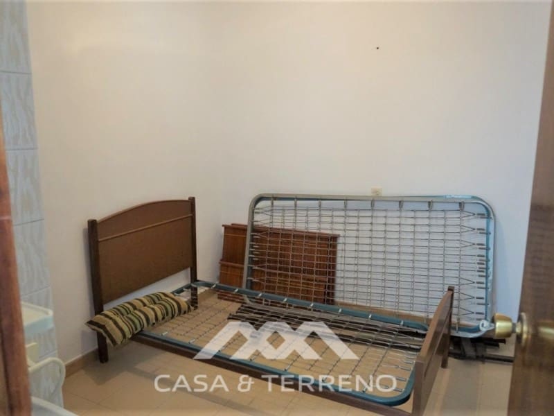 14 soveværelse Semi-Rækkehus til salg i Periana - € 279.000 (Ref: 6214943)