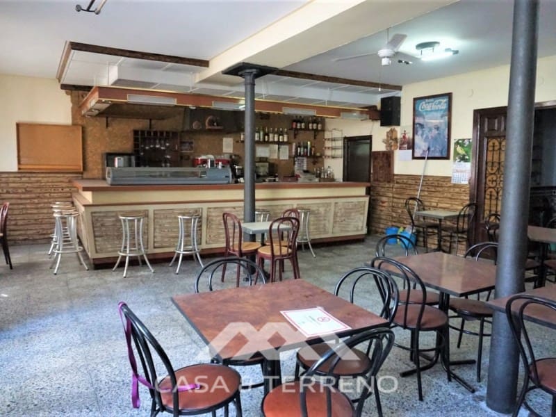 14 soveværelse Semi-Rækkehus til salg i Periana - € 279.000 (Ref: 6214943)