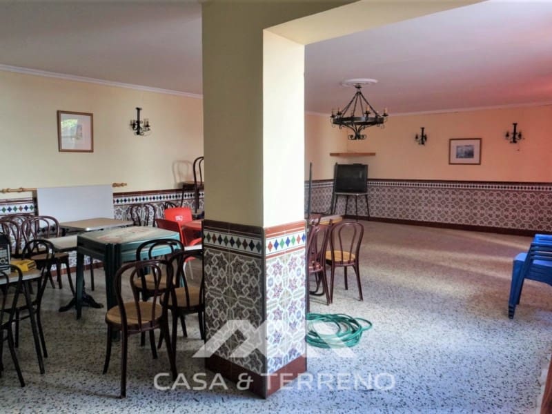 14 soveværelse Semi-Rækkehus til salg i Periana - € 279.000 (Ref: 6214943)